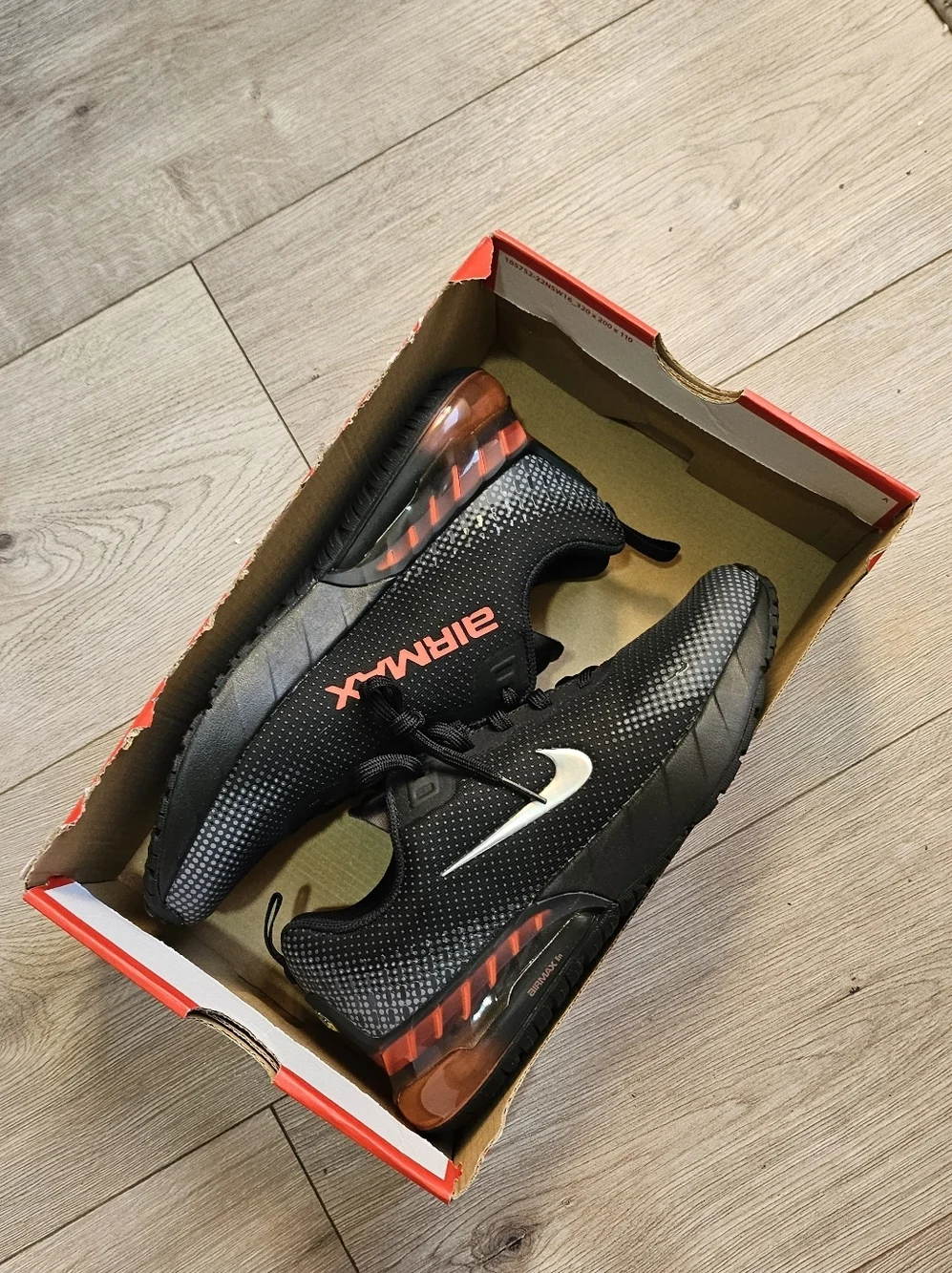Nike Air Max Phoenix Big Kid Sneakers